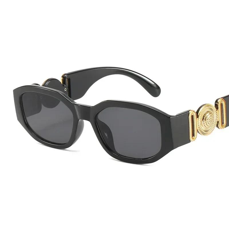 Occhiali da Sole Quadrati Vintage Donna Uomo Moda Retro Occhiali da Sole Specchiati Plastica Punk Oculos De Sol Marca Designer