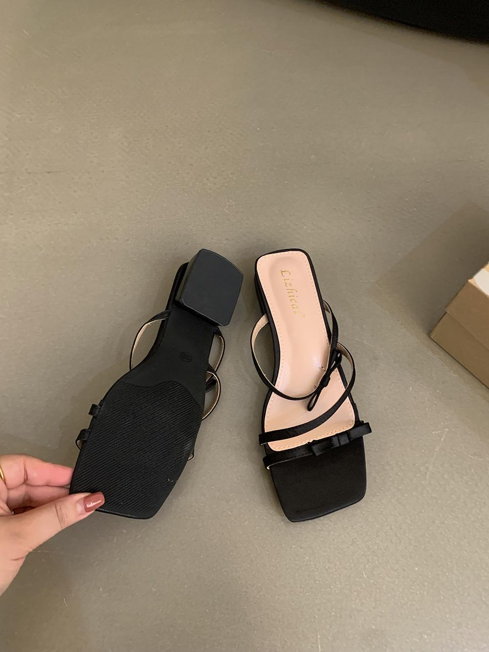 

French evening breeze bow high heels silver sandals female summer wear thick heels cool slippers with skirt fairy shoes 35