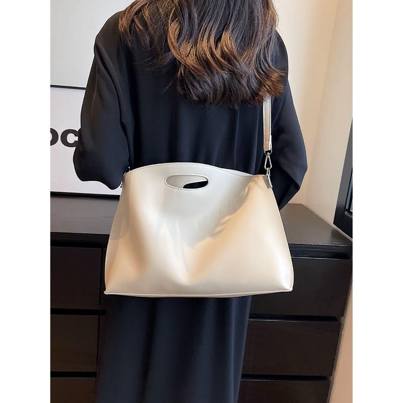 All-Matching Large Capacity Handbag For Women  New Fashion Shoulder Bag PU Leather High-End Texture Briefcase Crossbody Pack