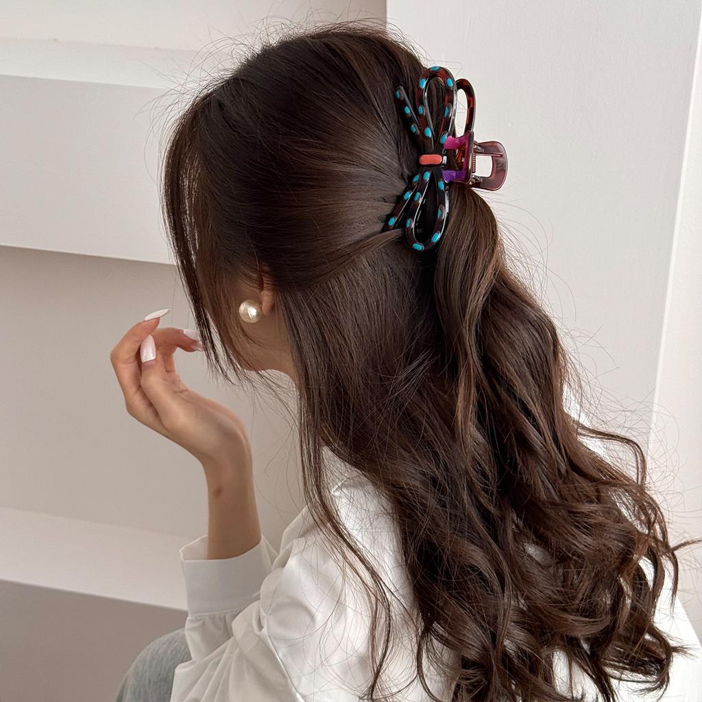 Haarspange, Accessoires, Anstecknadel für Mädchen und Frauen, Designer-Vintage-Stil, beliebt, trendig, angesagt, K-Pop, neu im Trend, Geschenkidee