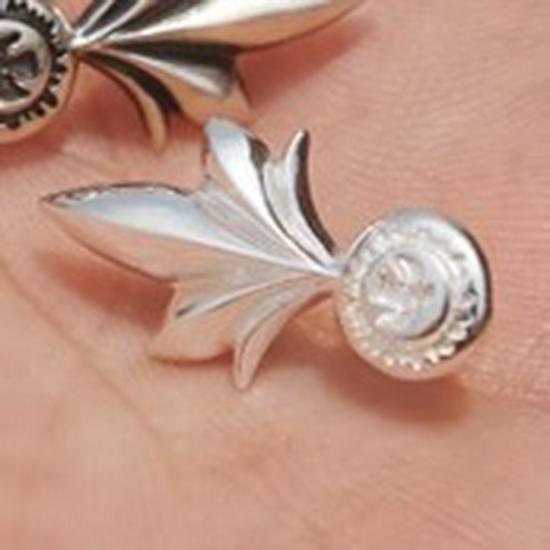 

Kajihashi 925 Silver Chrysanthemum Nail Leather Strap Loop Scarf Buckle Hardware Rivet