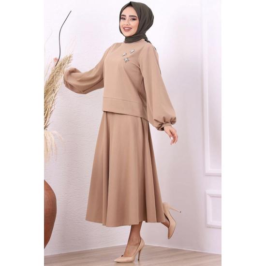 

Расклешенная юбка с расклешенной юбкой и хиджабом с вышивкой камнем