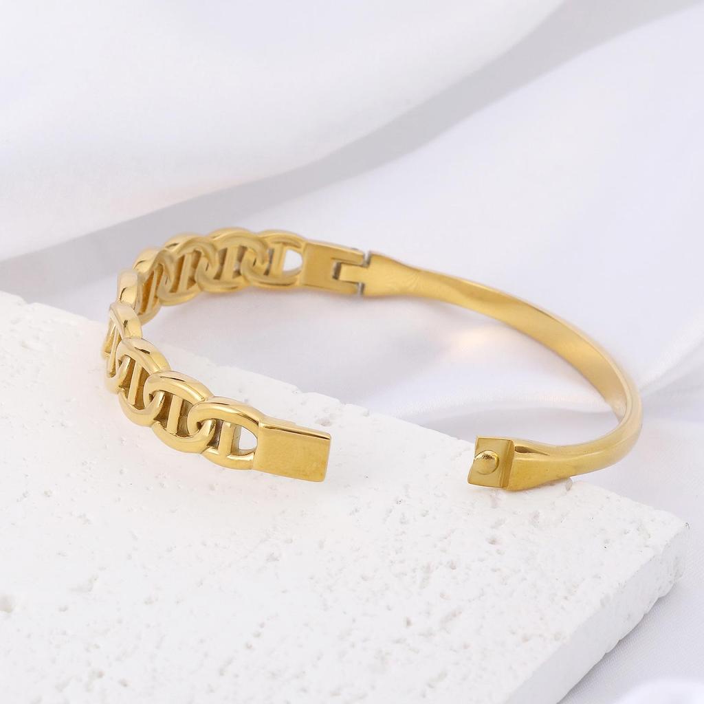 Trendy European Hot-Selling Japanese Korean Style Pig Nose Stainless Steel Women's Bracelet
