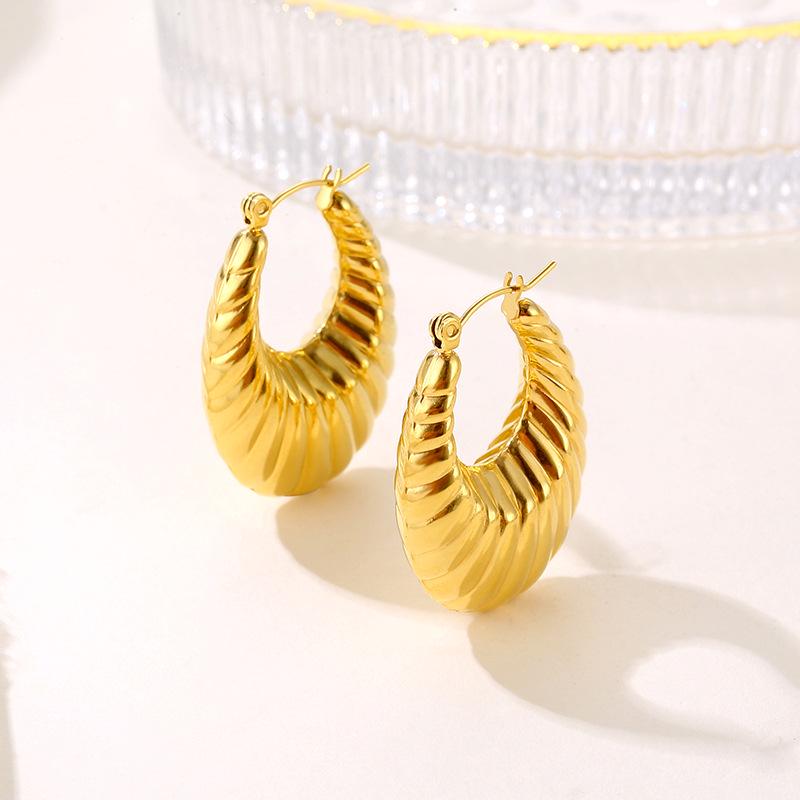 

Vintage French Croissant Hoop Earrings in Gold Stainless Steel 18K золотой