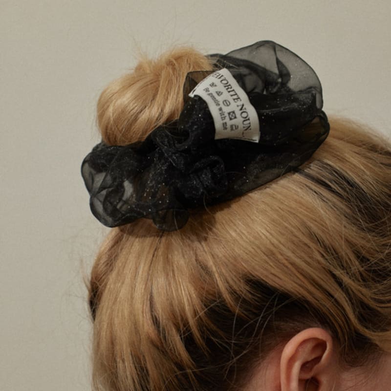 Favorite Noun Twinkle Scrunchies_Beige