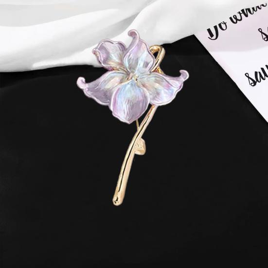 Brooch Retro Style Floral Design Lapel Pin Sweaters Collars Hats Bags Coats Scarves Badge Outfit Accessory