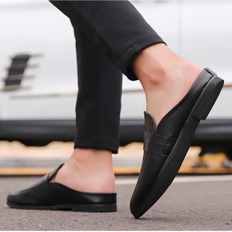 Men's Toe-Cover Slides Premium Outdoor Slippers Big Size Fashionable Open-Back Design for Beach Walking Casual Comfort Wear