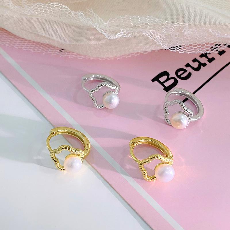 

Hollow Star Flower Pearl Ear Button Women s Sweet Summer New Earrings