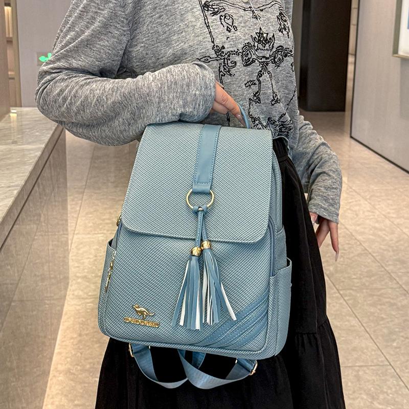 Large Capacity Backpack Women's Lightweight Commuter Backpack