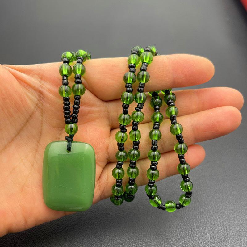 Collier Pendentif Boucle de Sécurité en Jade de Verre Paisible Cadeau pour Hommes et Femmes