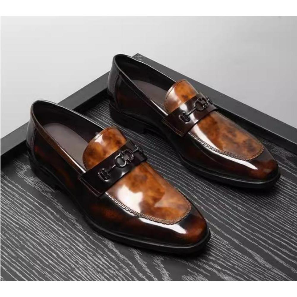 

Новая мужская повседневная кожаная обувь бизнес натуральная кожа модный тренд лаковая кожа блестящая британская мужская обувь 44 шоколадный