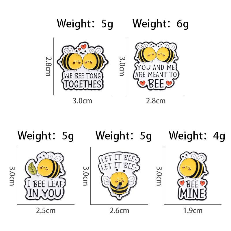 Creative Cartoon Bee Brooch – Cute Insect with English Quote, Heart Personality Badge, Accessory for Backpack Decoration