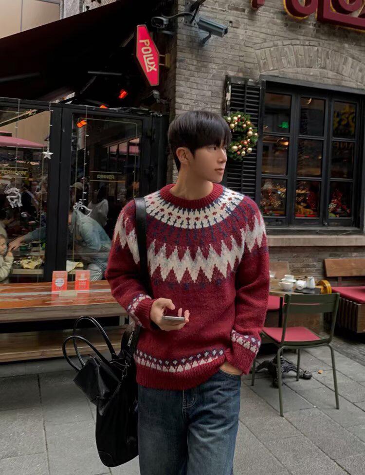 Men’s Soft Knit Fair Isle Sweater - Autumn/Winter 2025 Collection: Casual, Versatile, and Perfect for the Christmas Season