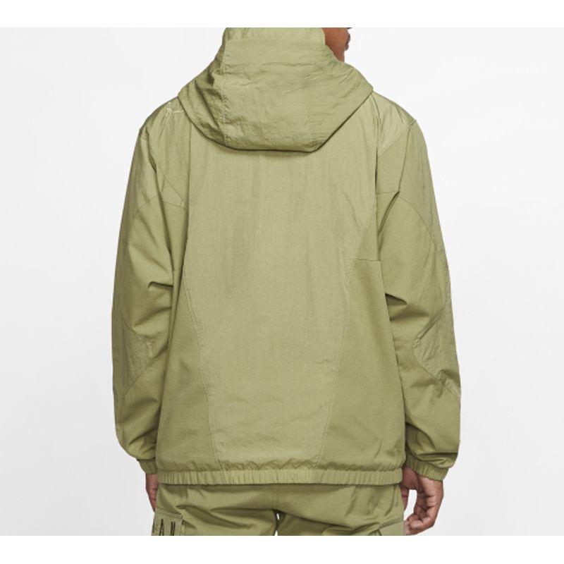 Giacca Tessuta con Cappuccio e Mezza Zip Air Jordan Sport DNA Uomo Giacche Verde Scuro CD5729-370