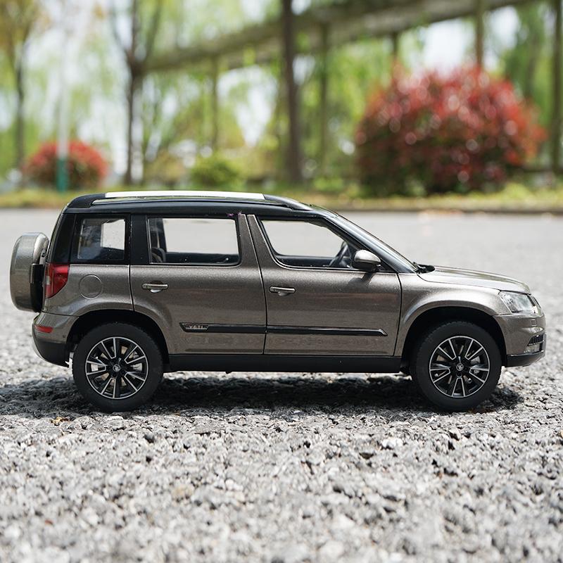 AAABW1 1:18 SKODA Yeti SUV Alloy Car Model Diecast Metal City Off-road Vehicles Car Model High Simulation Collection Childrens Toy Gift