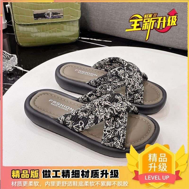 

Новые шлепанцы на толстой подошве в китайском стиле для женской летней носки 2025 новые высококлассные мюли и пляжные сандалии для женщин 40