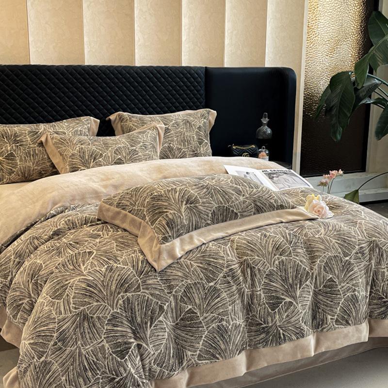 

Утолщенный молочный флис, легкая роскошь, широкий край, французская печать, четырехпредметный, двухсторонний флис, фланелевый флис, постельное белье 1.8m Sheet 4pc