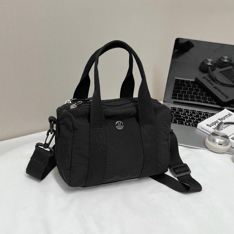 Nylon Casual Shoulder Bag For Women With Zipper Closure And Card Pocket