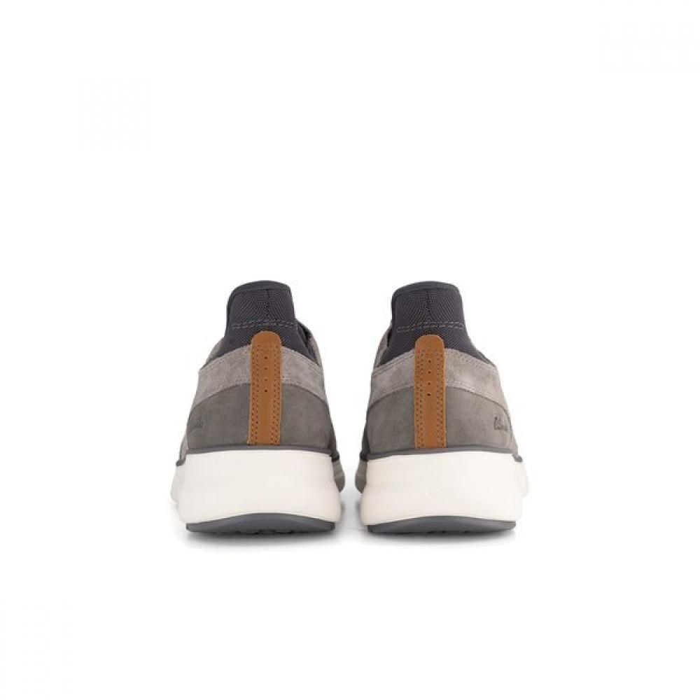 Clarks Mullan Easy Lightweight Cushion Sneakers Claoxc5803mf7