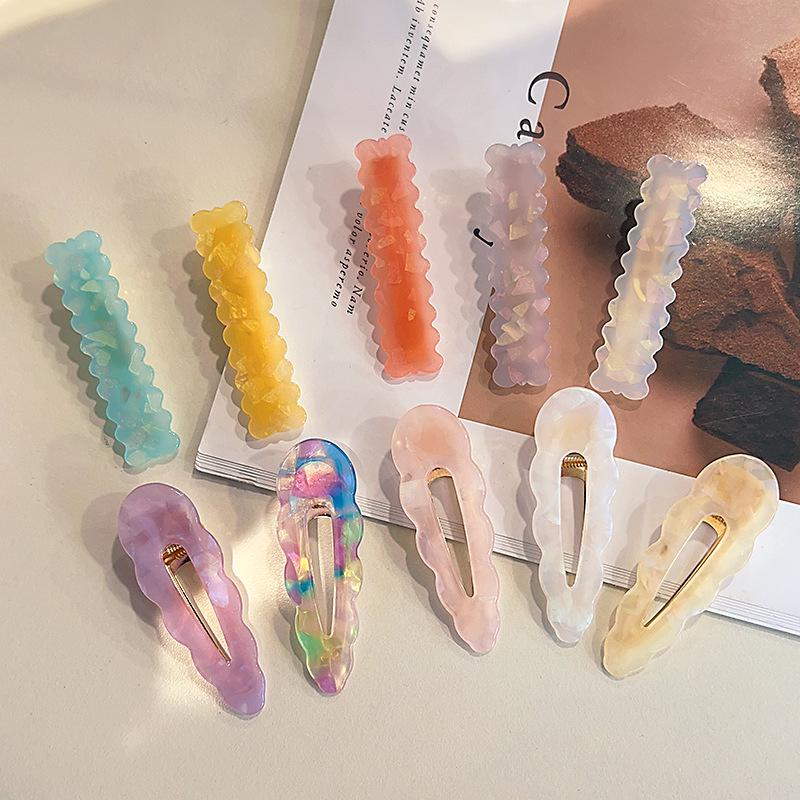 

Korean Sweet Texture Wavy Duckbill Hairpin Clip