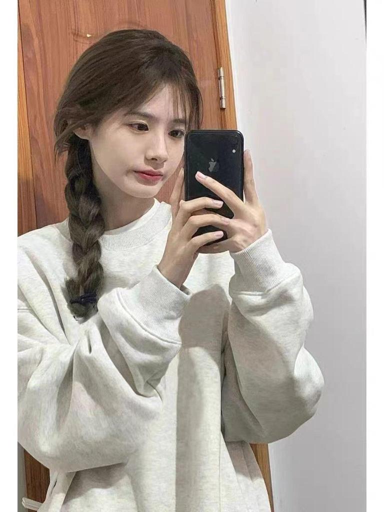 2025 Japanese-Style Solid Color Round Neck Hoodie, Trendy Casual Loose Fit, Sports Base Layer Top for Women and Couples