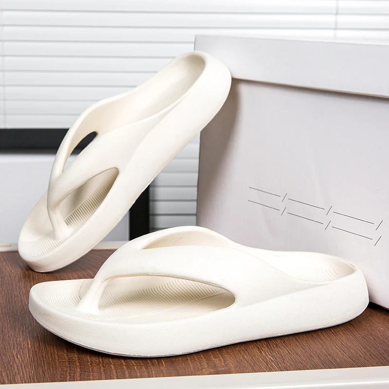 Zapatillas de playa tipo chancla con plataforma gruesa para hombre, que aumentan la altura, antideslizantes y resistentes al desgaste, en un elegante color liso
