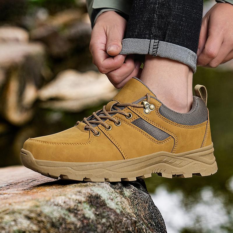 Mens Outdoor Waterproof Mountaineering Shoes Wear Resistant And Non Slip Hiking Casual Shoes Desert Male Hunting Waterproof Spor