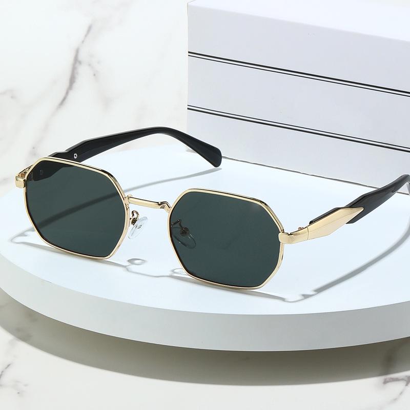 2026 Polygonal Metal Retro Sunglasses: Unisex, High-End Feel, UV Protection, Small Frame