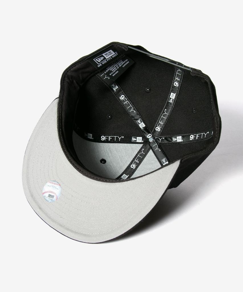 New Era 9FIFTY New York Yankees Black Free Size Cap, & Black, [Used]