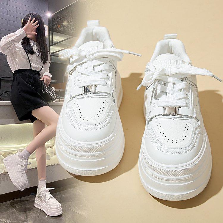 

Little white shoes women s 2025 spring new versatile thick baseplate shoes versatile small inner height increase leisure sports muffin 40 белый
