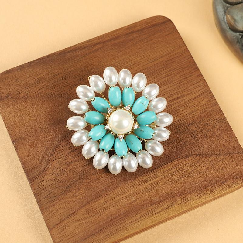 

Нишевый дизайн ретро жемчужная брошь-цветок темперамент этнический стиль персонализированная булавка пальто шаль пряжка корсаж женские аксессуары