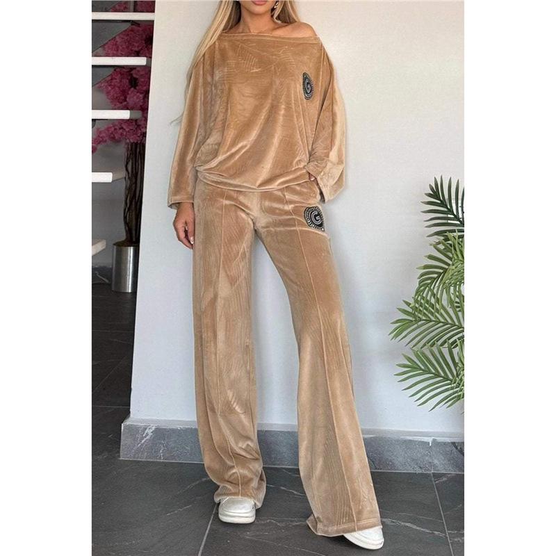 European & American Women's Gold Velvet Batwing Sleeve Top and Wide-Leg Pants Set for Autumn/Winter 2025