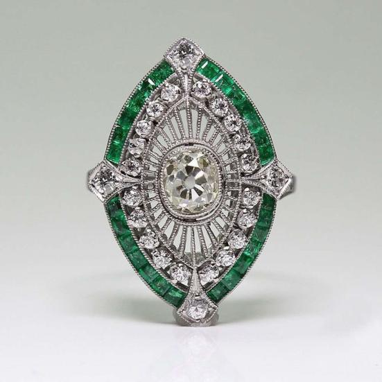Yousheng Women Ring Shiny Rhinestone Inlaid Two-tone Geometry Electroplating Art Deco Gift Natural Emerald Faux Gemstone Engagement Wedding Ring for
