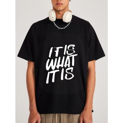 Wit T-shirt met It Is What It Is-print voor casual kleding