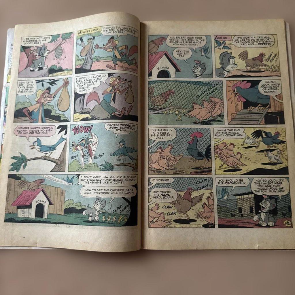 [USED] WALT DISNEY SCAMP Comics