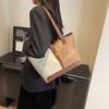 Large Capacity Bag for Women New High-End Versatile Handbag and Shoulder Bag for Office Ladies Commuting Tote Bag