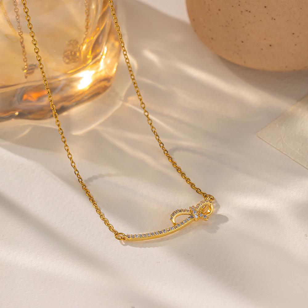 Korean Style Bow Pendant Clavicle Necklace - Light Luxury, Versatile Summer Accessory