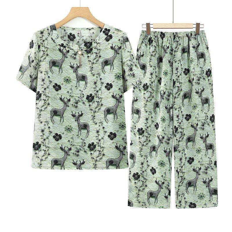 

Summer Fashion Loose T-Shirt & Short Sleeve Set for Middle-Aged and Elderly Women - Stylish Two-Piece 2XL (Recommended 100-115 jin)