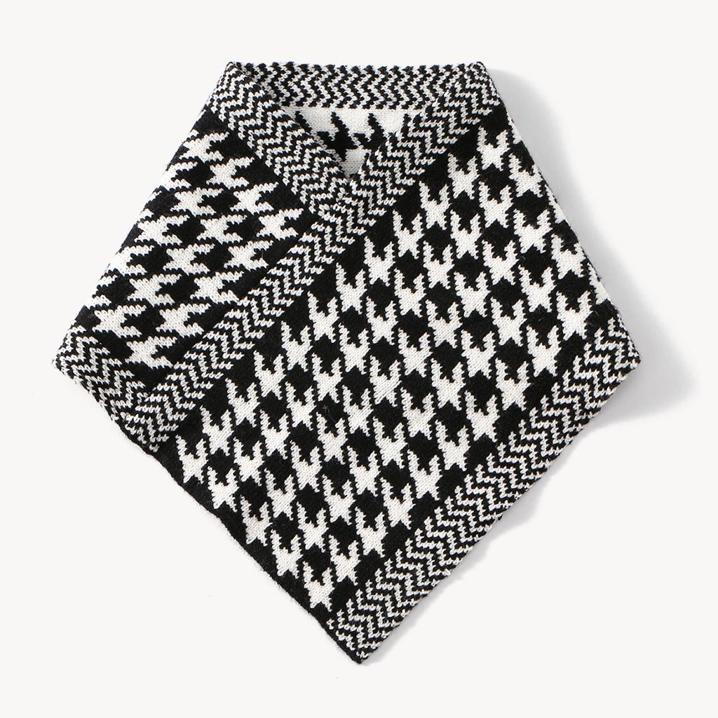 Korean Fashion Knitted Cotton Plaid Ring Scarf For Women Winter Warm Windproof Neck Protection Neck Cover Triangle Scarf