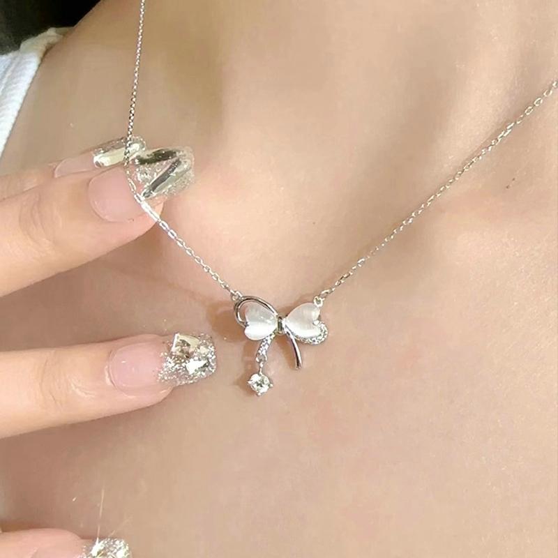 Korean Fashion Blue Round Crystal Pendant Necklace Women Elegant Cute Sweet Girls Bow Knot Star Clavicle Chain Jewelry Gifts