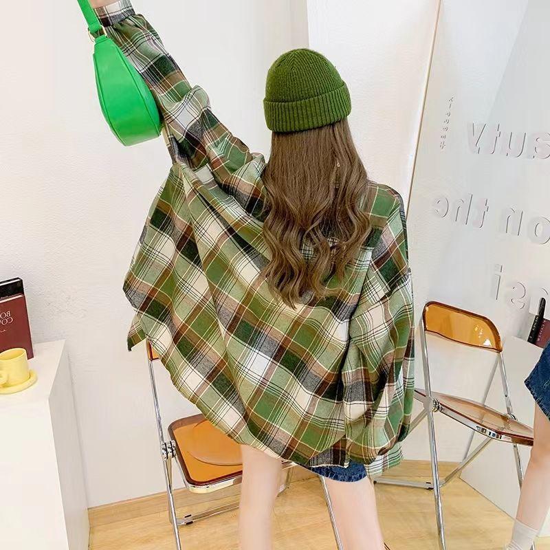 Spring and Autumn 1116 New Vintage Hong Kong Flavor Plaid Shirt Women's Long Sleeve Loose Design Abraded Shirt Jacket