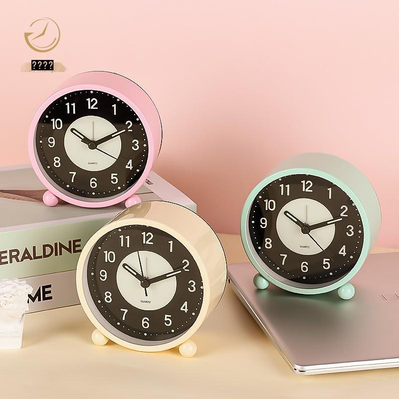 4.5-inch Luminous Silent Metal LED Alarm Clock - Student Bedside Table Clock