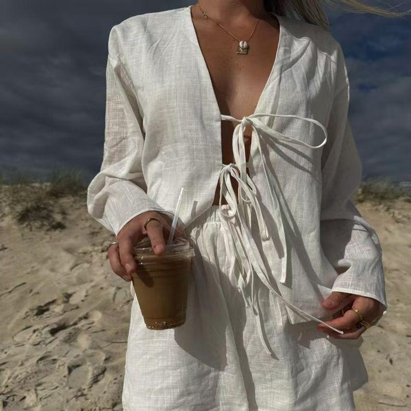 Fashion New Arrival Fashion V Neck Lace-up Long Sleeve Tops Shorts Suit V-Neck Top and Shorts Set