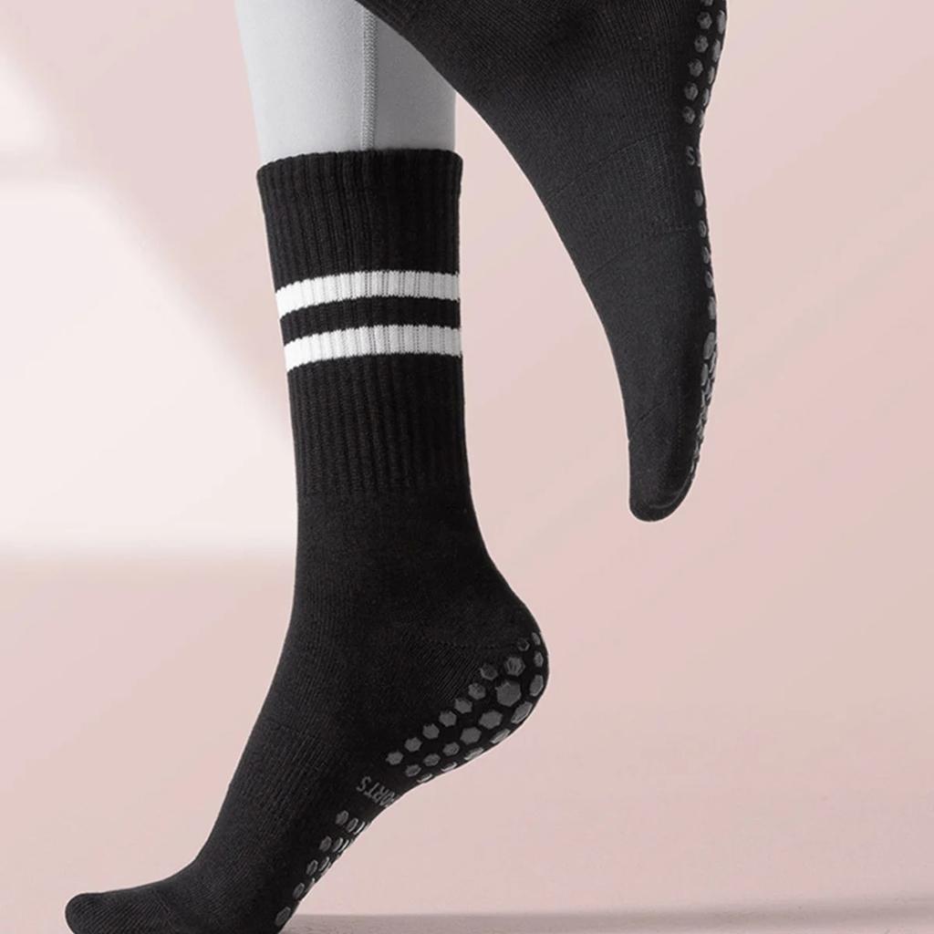 Pilates Socks With Grips For Women Yoga Socks Barre Socks Non Slip Socks Of 1/2/3/6Pairs