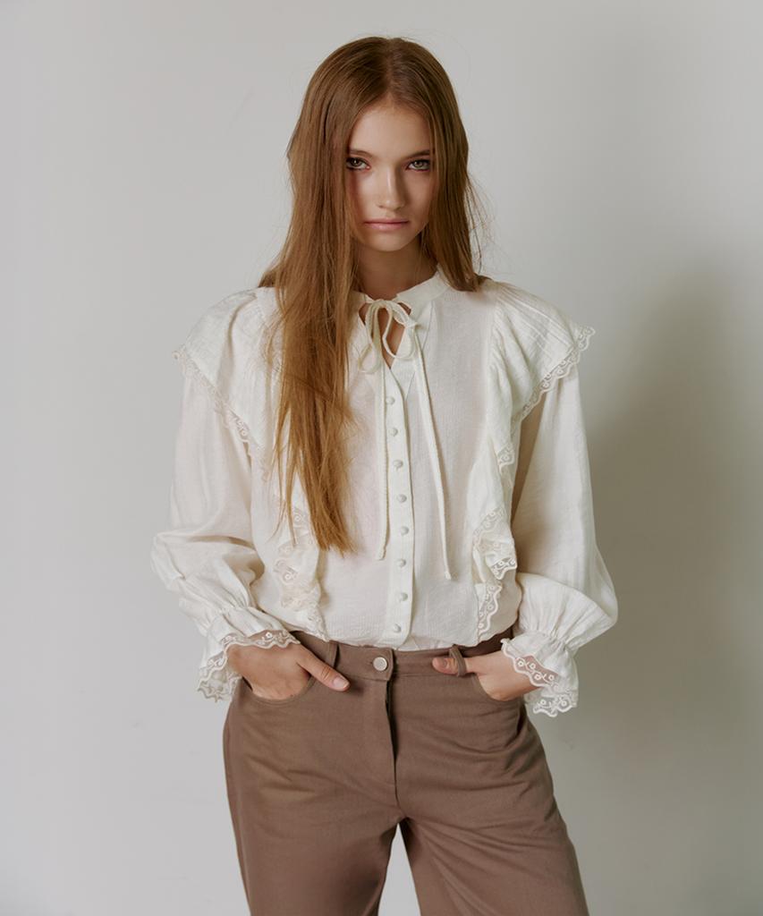 GANISONG Wendy Lace Blouse_Cream