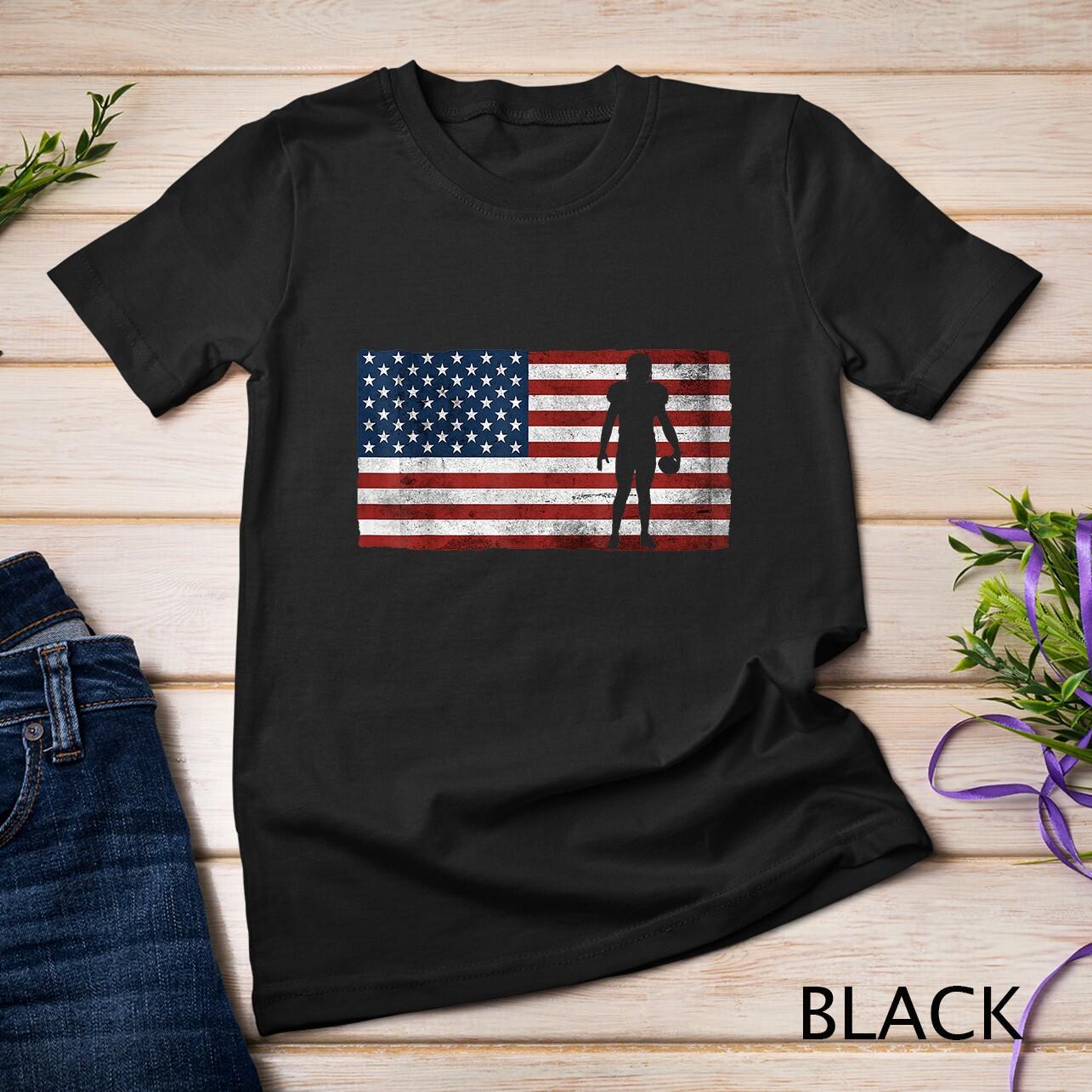 Retro American Football Apparel American Flag Footballer Unisex T-Shirt Mens Womens Tees Top L