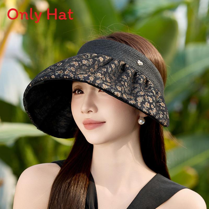 Ladies Foldable Sun Hat With Wide Brim And Adjustable Fit For Beach And Travel