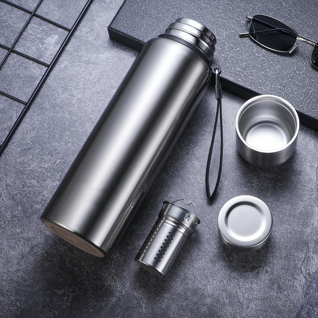 Large Capacity Stainless Steel Thermos Portable Vacuum Flask Insulated Tumbler with Rope Thermo Bottle 500/700/1000/1500ml