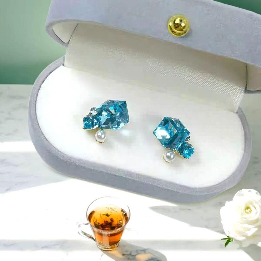 Blue Forest Style Crystal Stud Earrings: Fresh, Colorful, and Elegant Ear Jewelry
