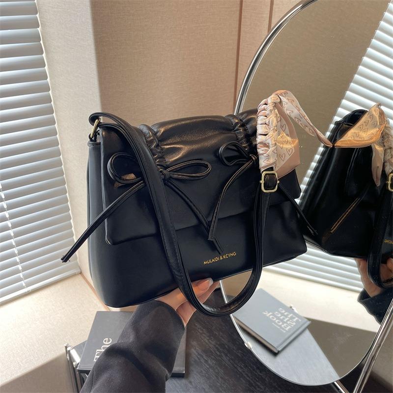 Ballet Style Bow Underarm Bag Women's New Large-capacity Messenger Bag Commuter Tote Bag